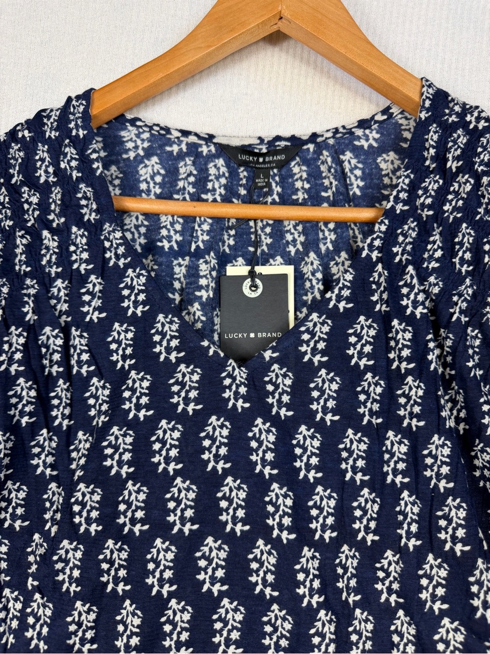 NWT Lucky Brand Blue Floral Print Peasant Blouse Size Large Boho Bell Sleeve Top - Picture 4 of 14
